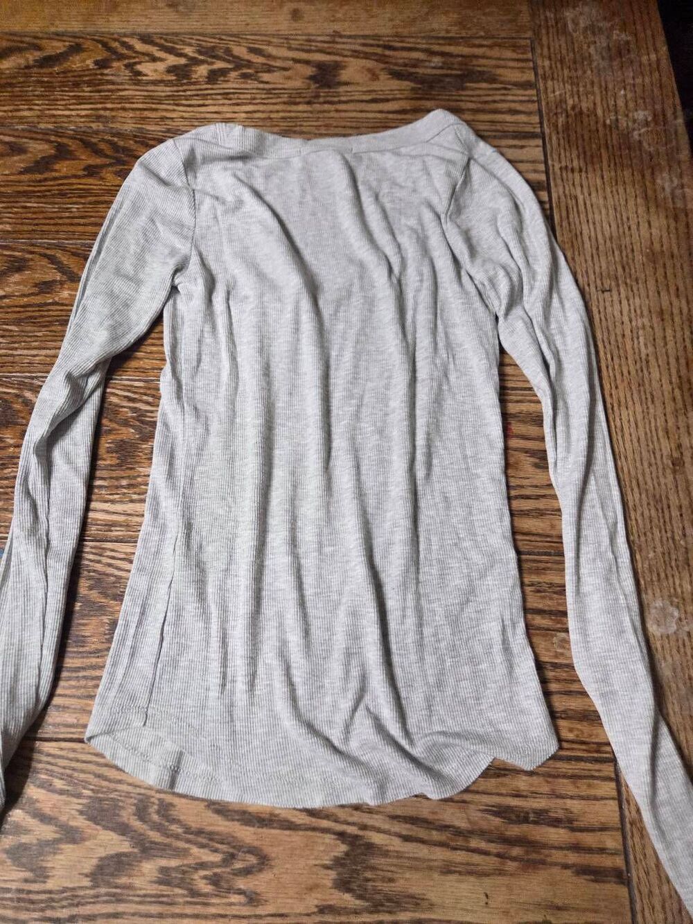 Joah Brown Women's Henley Long Sleeve Top in Pearl sz S/M - Picture 5 of 5